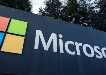 Microsoft va supprimer plus de 10 000 postes en 2025 : une restructuration guidée par l’IA l DRH.ma