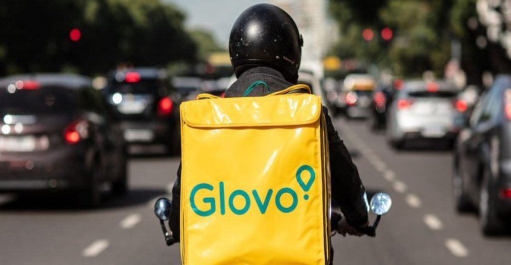 Prestataires, pas salariés : l’obstacle juridique qui empêche Glovo d’encadrer ses livreurs l DRH.ma