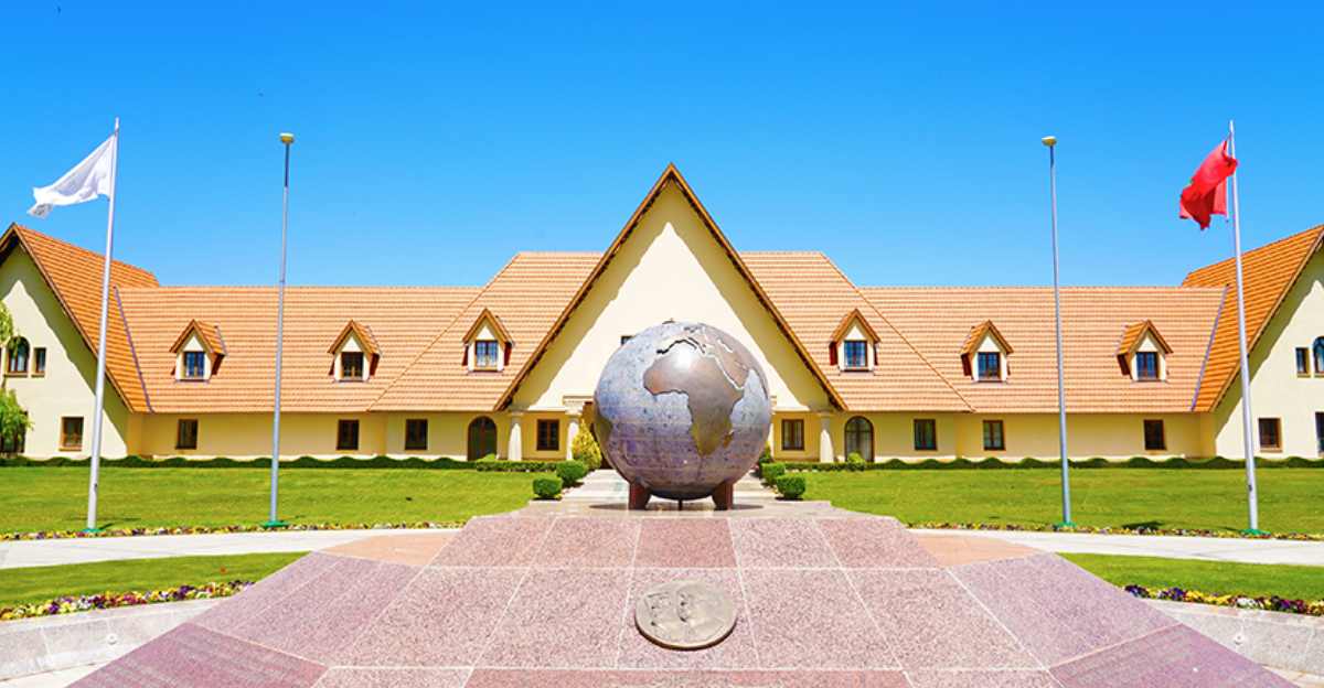 Al Akhawayn devient la première université hors États-Unis à intégrer la LearningWell Coalition l DRH.ma