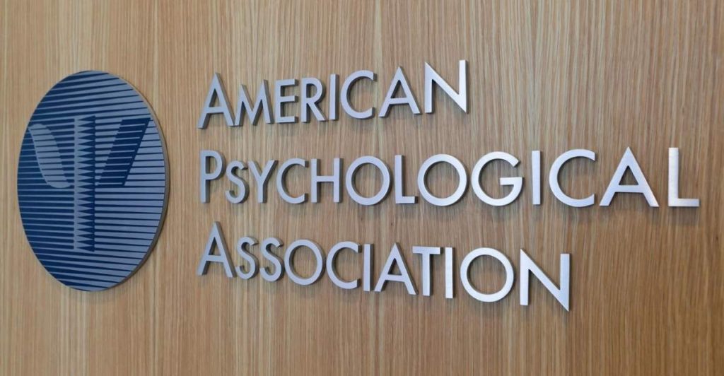 L’American Psychological Association : un siècle de leadership scientifique et éthique au service de la psychologie mondiale l DRH.ma